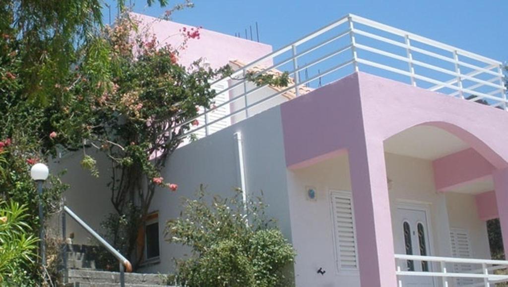 Camelia Apartment ปลาเกียส ภายนอก รูปภาพ