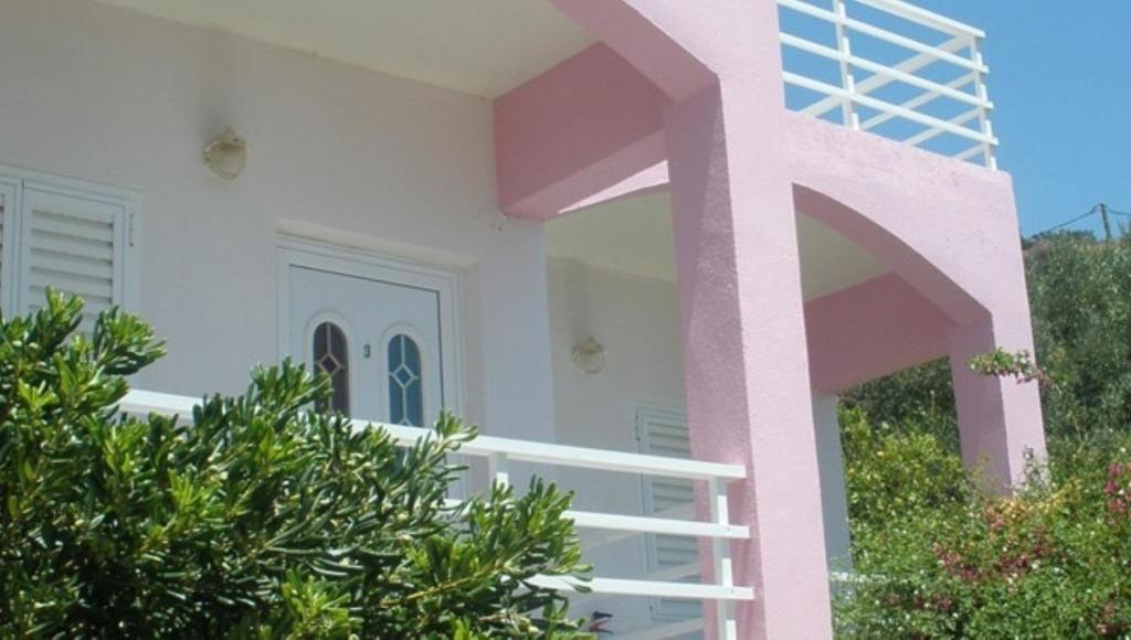 Camelia Apartment ปลาเกียส ภายนอก รูปภาพ
